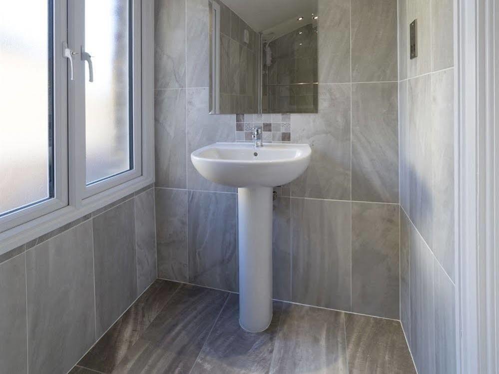 Charming Tower Bridge Apartment ลอนดอน ภายนอก รูปภาพ